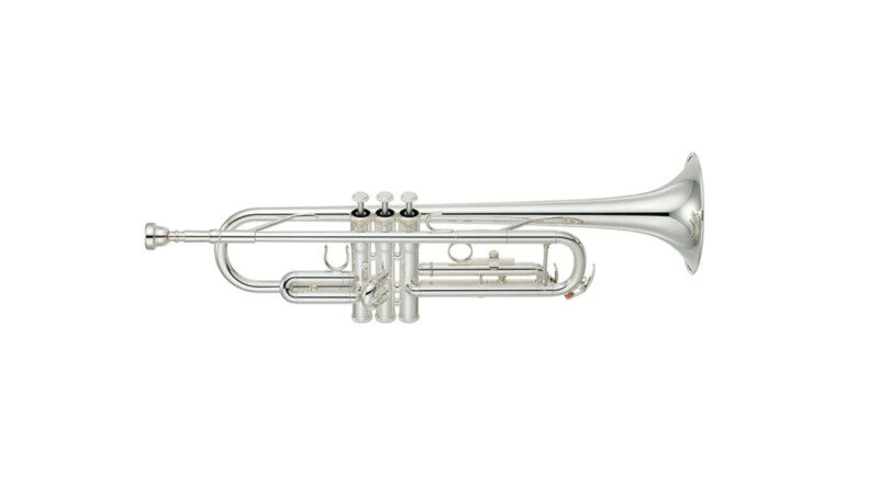 TROMPETA YAMAHA PLATEADA EN SIB YTR-3335S